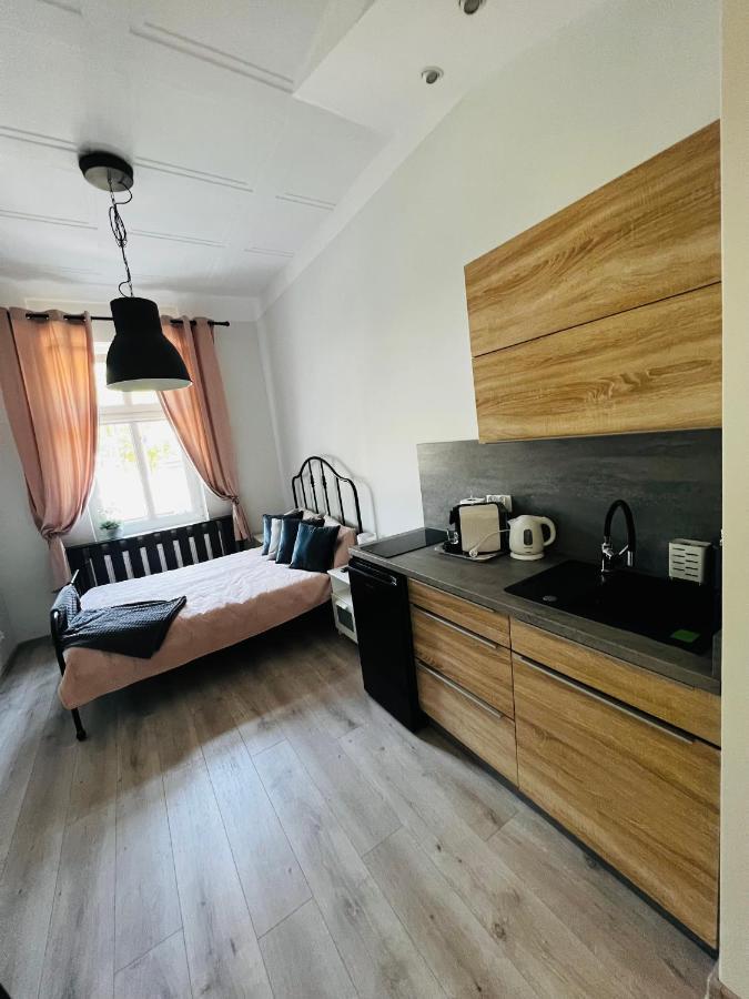 Апартаменты Plac Swietej Katarzyny 13 Торунь Экстерьер фото