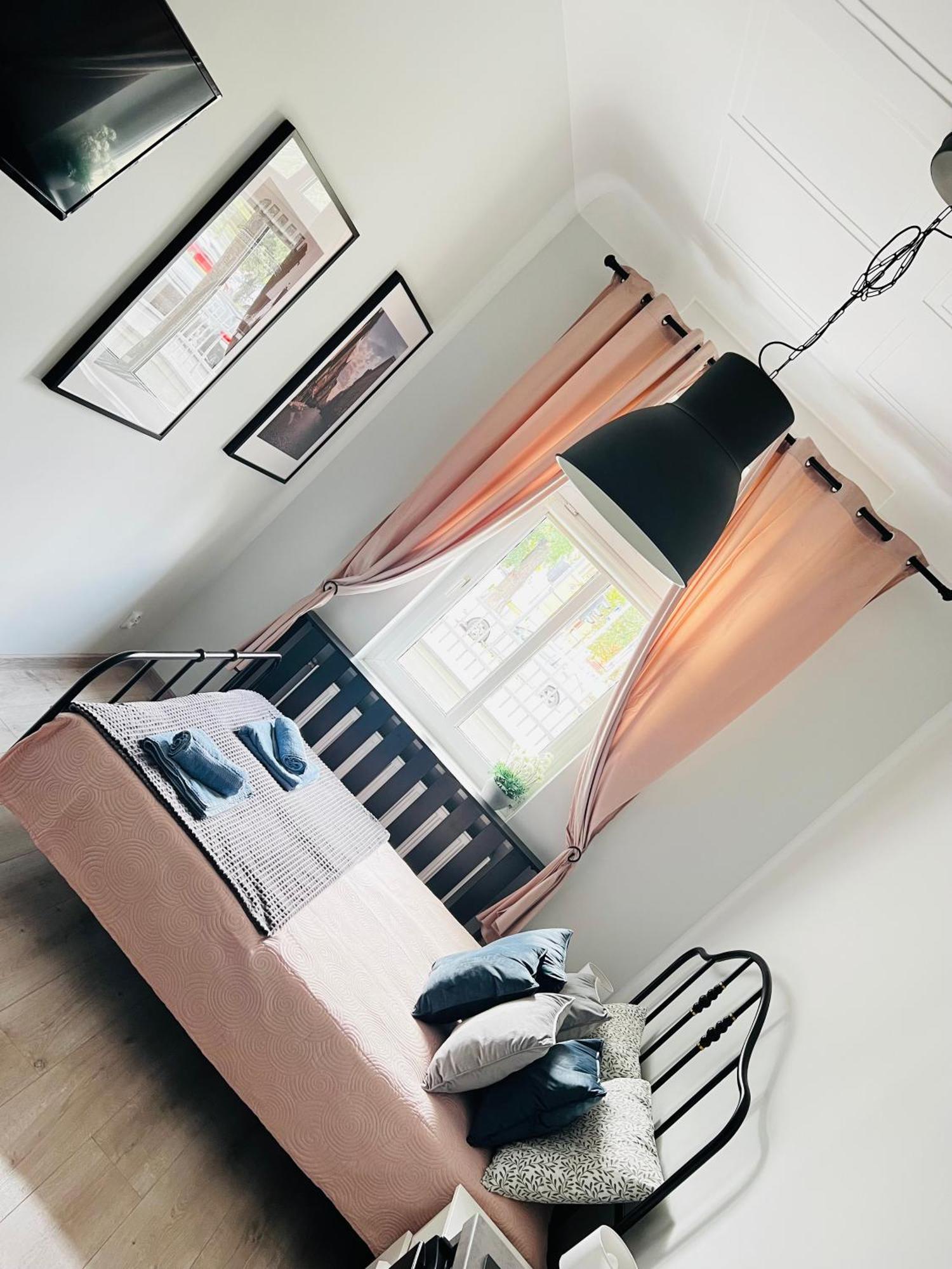 Апартаменты Plac Swietej Katarzyny 13 Торунь Экстерьер фото