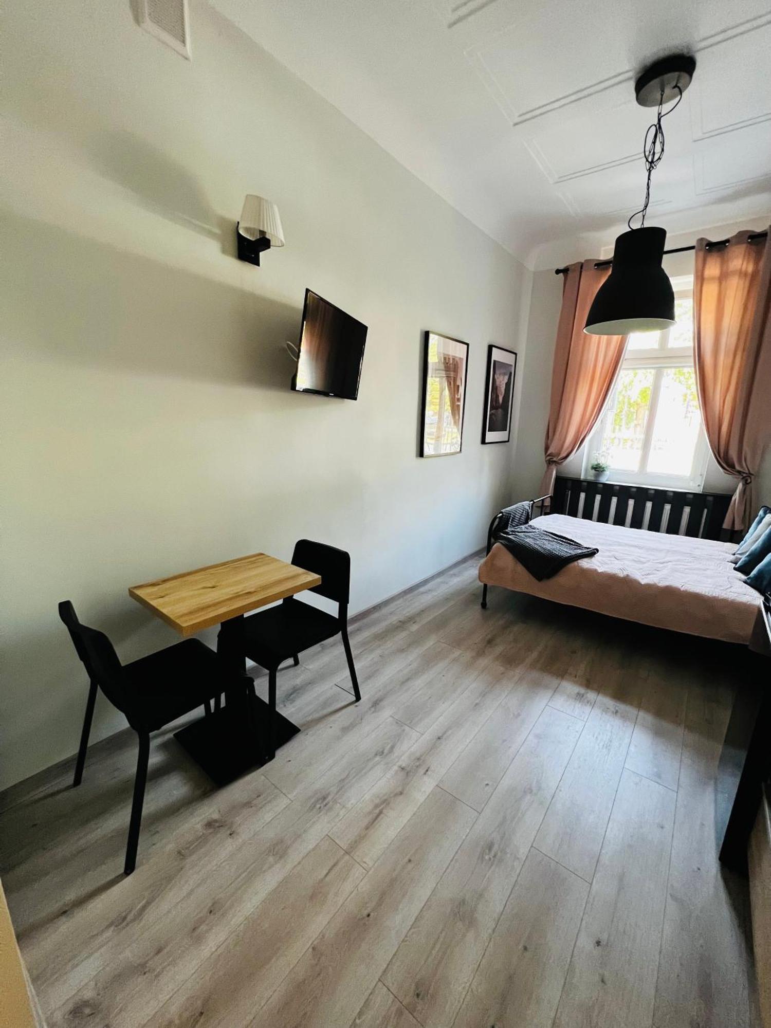 Апартаменты Plac Swietej Katarzyny 13 Торунь Экстерьер фото