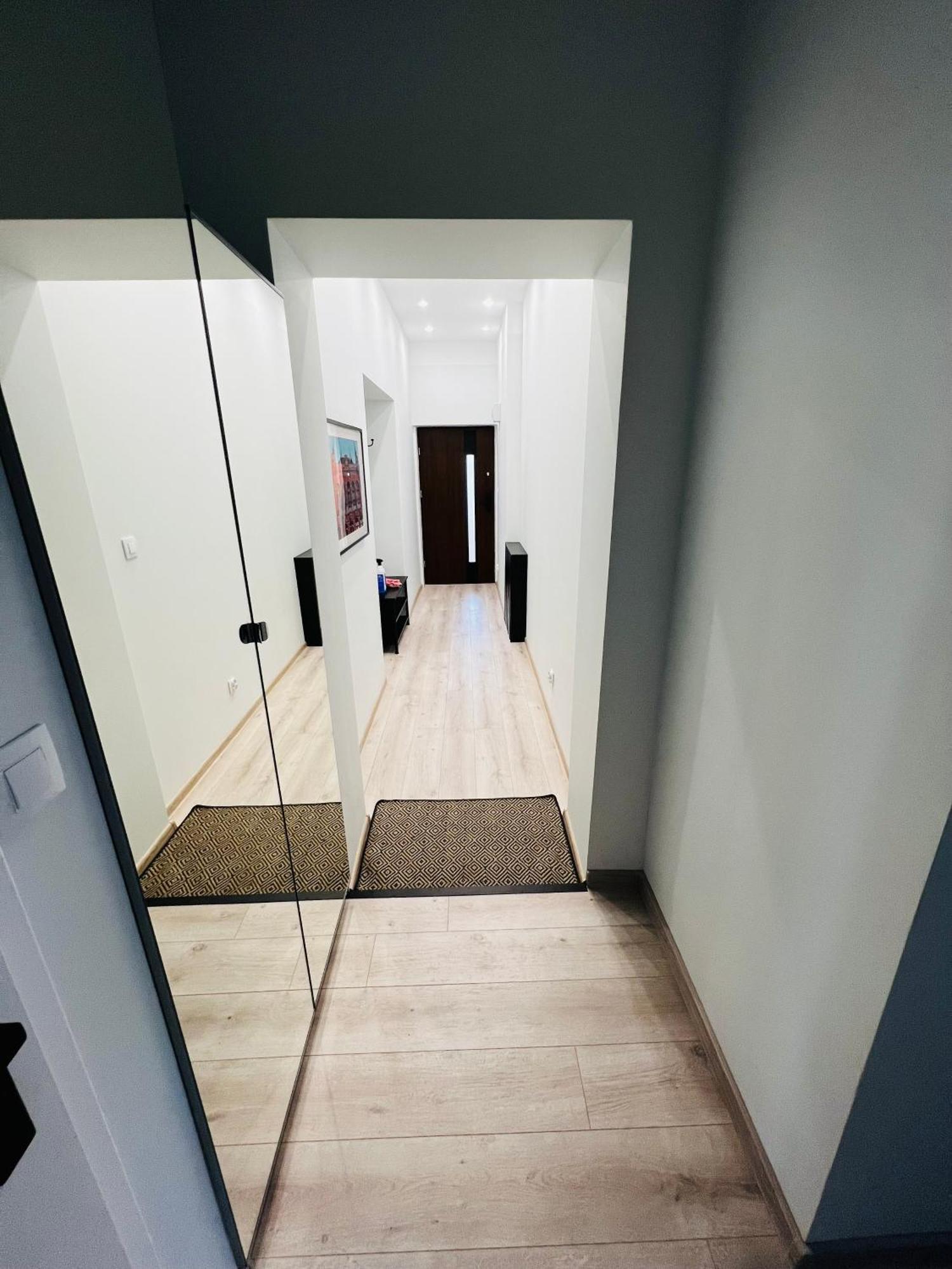 Апартаменты Plac Swietej Katarzyny 13 Торунь Экстерьер фото